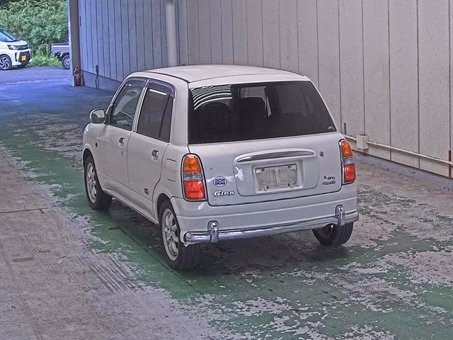 DAIHATSU MIRA GINO