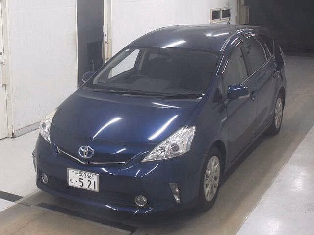 TOYOTA PRIUS ALPHA
