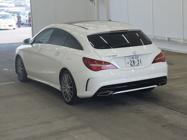 MERCEDES-BENZ CLA-CLASS