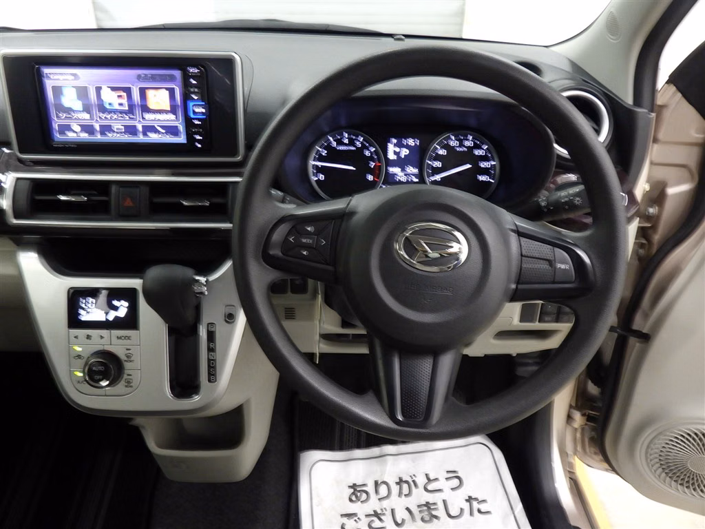 DAIHATSU CAST