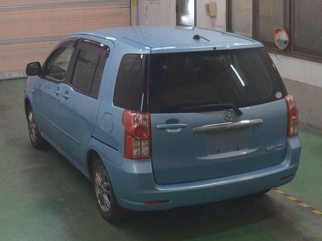 TOYOTA RAUM