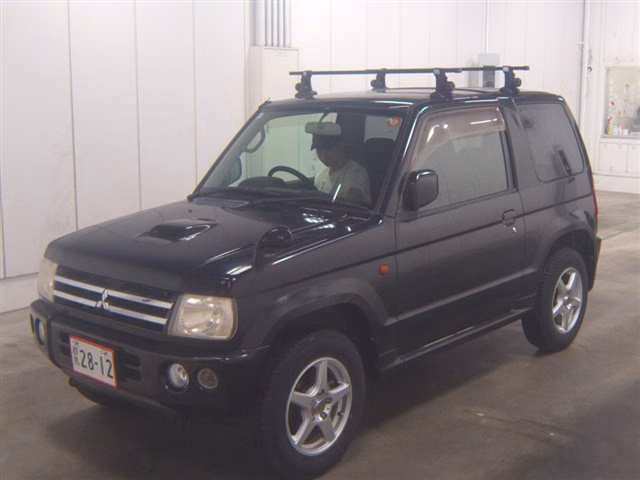 MITSUBISHI PAJERO MINI