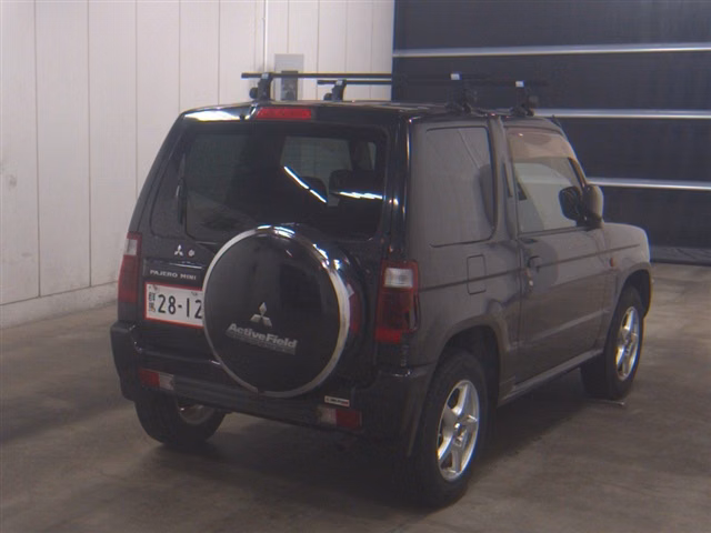 MITSUBISHI PAJERO MINI