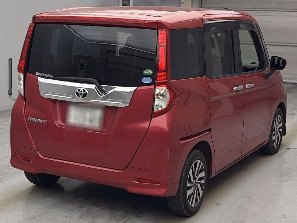 TOYOTA ROOMY