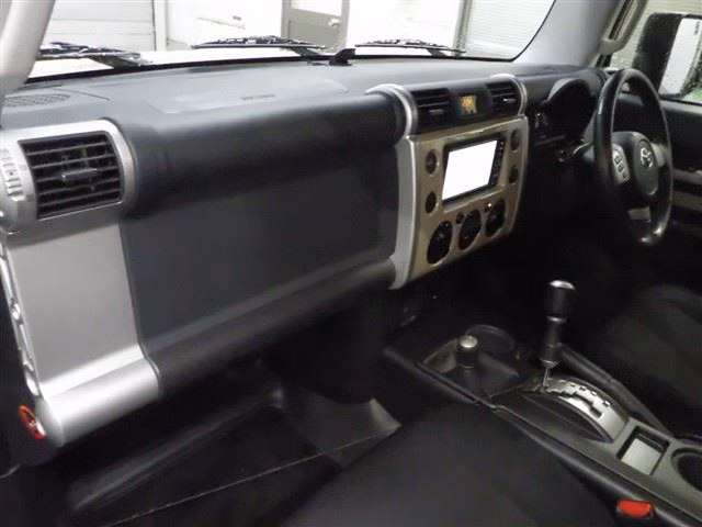 TOYOTA FJ CRUISER