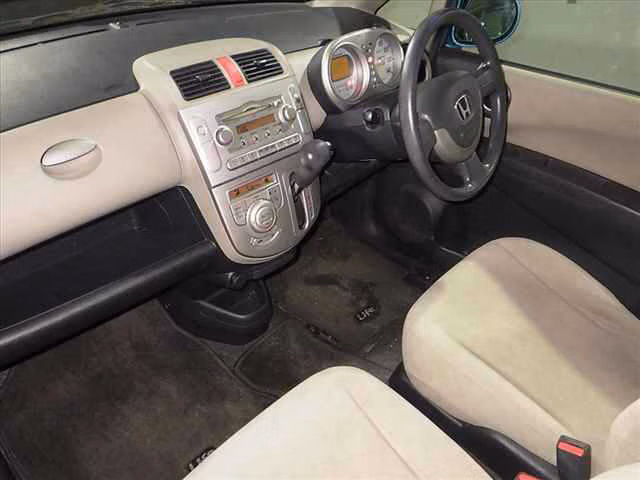 HONDA LIFE