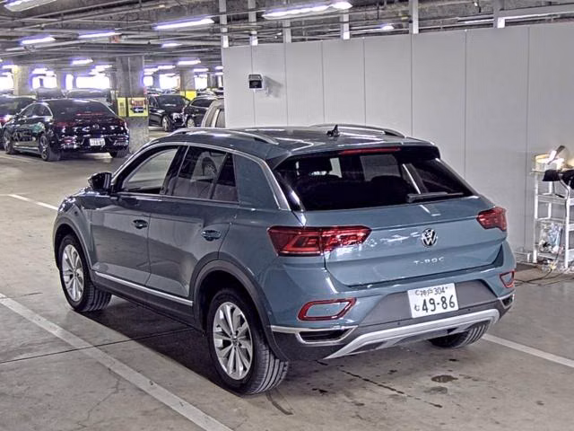 VOLKSWAGEN T-ROC