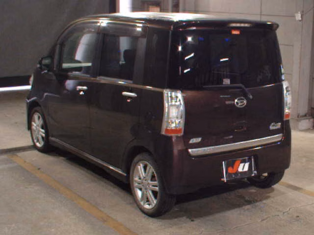 DAIHATSU TANTO EXE