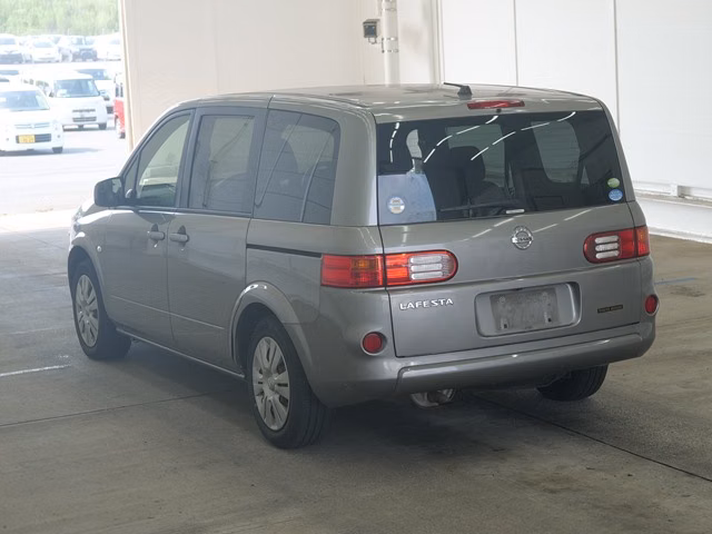 NISSAN LAFESTA