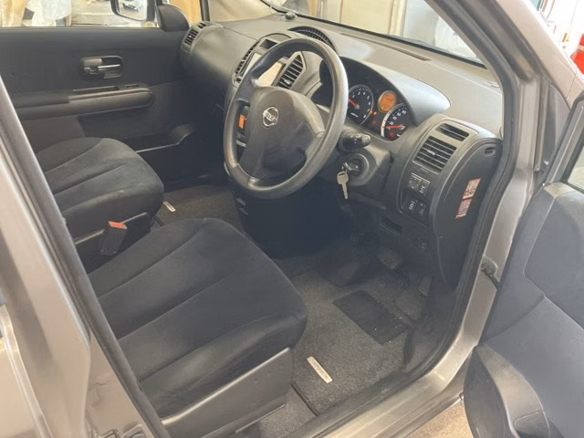NISSAN LAFESTA