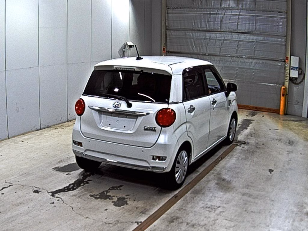 DAIHATSU CAST