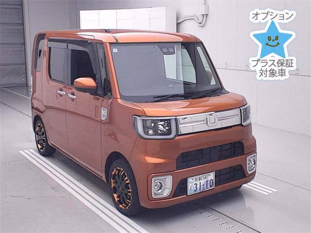 DAIHATSU WAKE