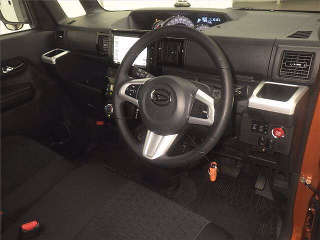 DAIHATSU WAKE