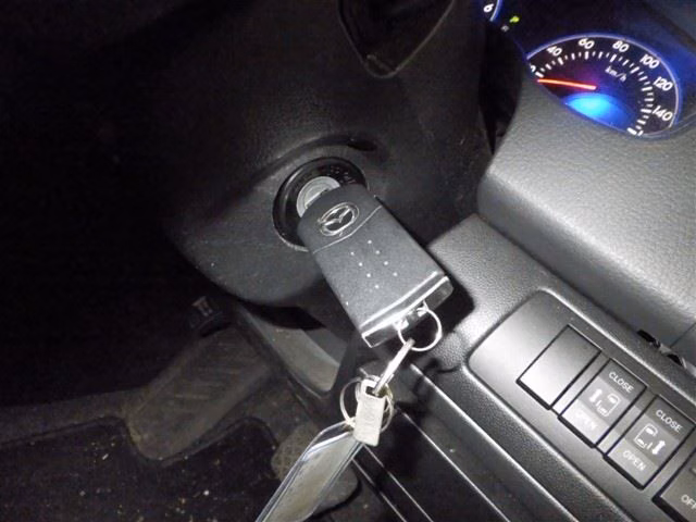 MAZDA MPV