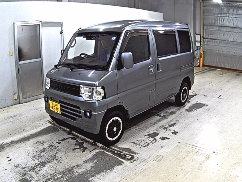 MITSUBISHI MINICAB