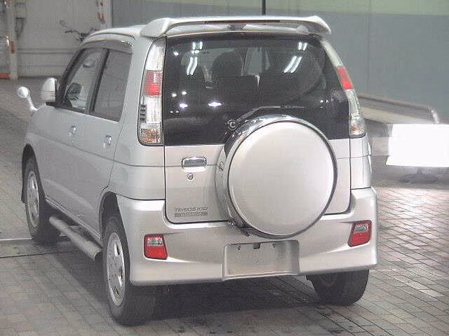 DAIHATSU TERIOS KID