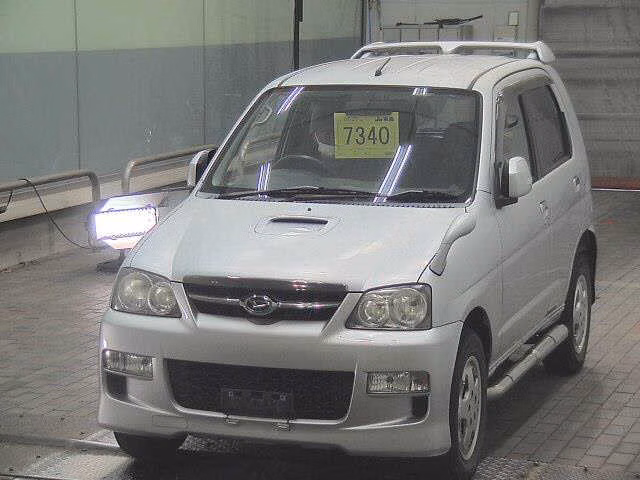 DAIHATSU TERIOS KID