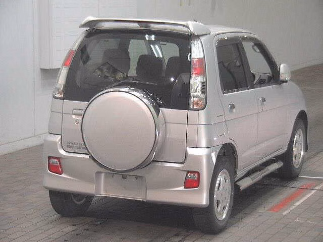 DAIHATSU TERIOS KID