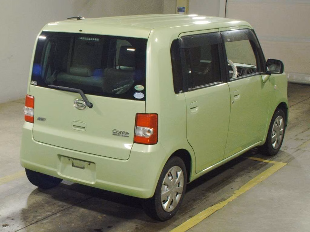 DAIHATSU MOVE CONTE