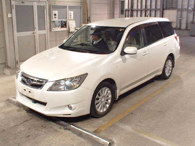 SUBARU EXIGA