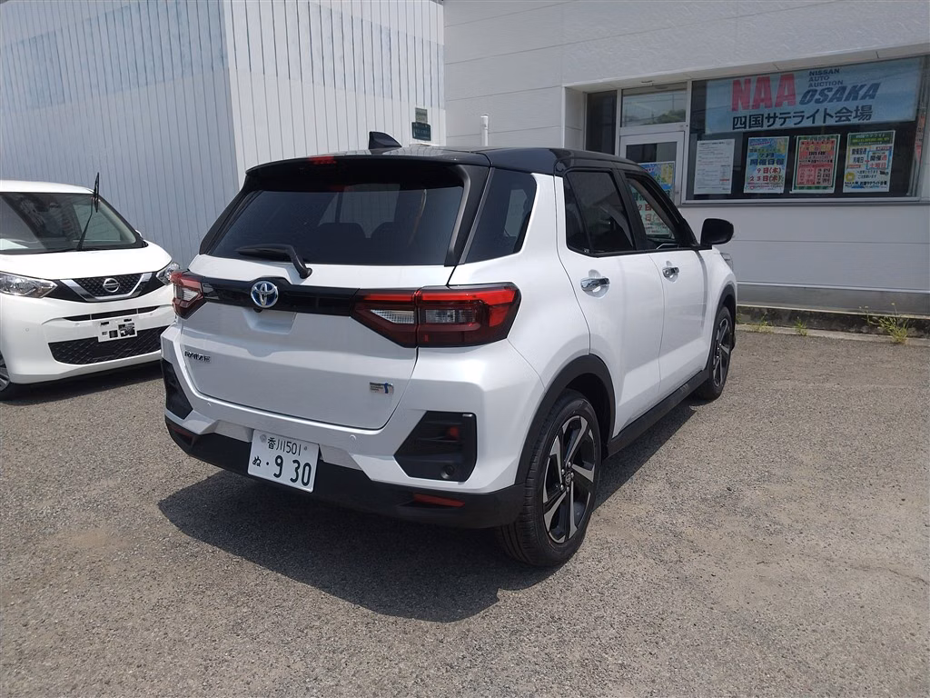 TOYOTA RAIZE