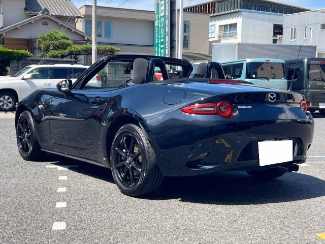 MAZDA ROADSTER