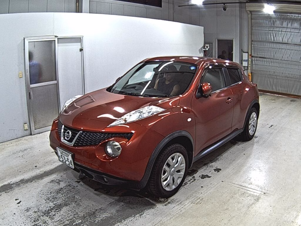 NISSAN JUKE