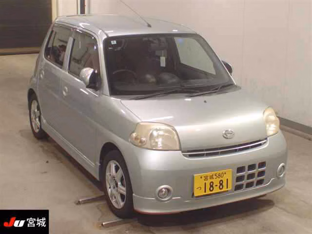 DAIHATSU ESSE
