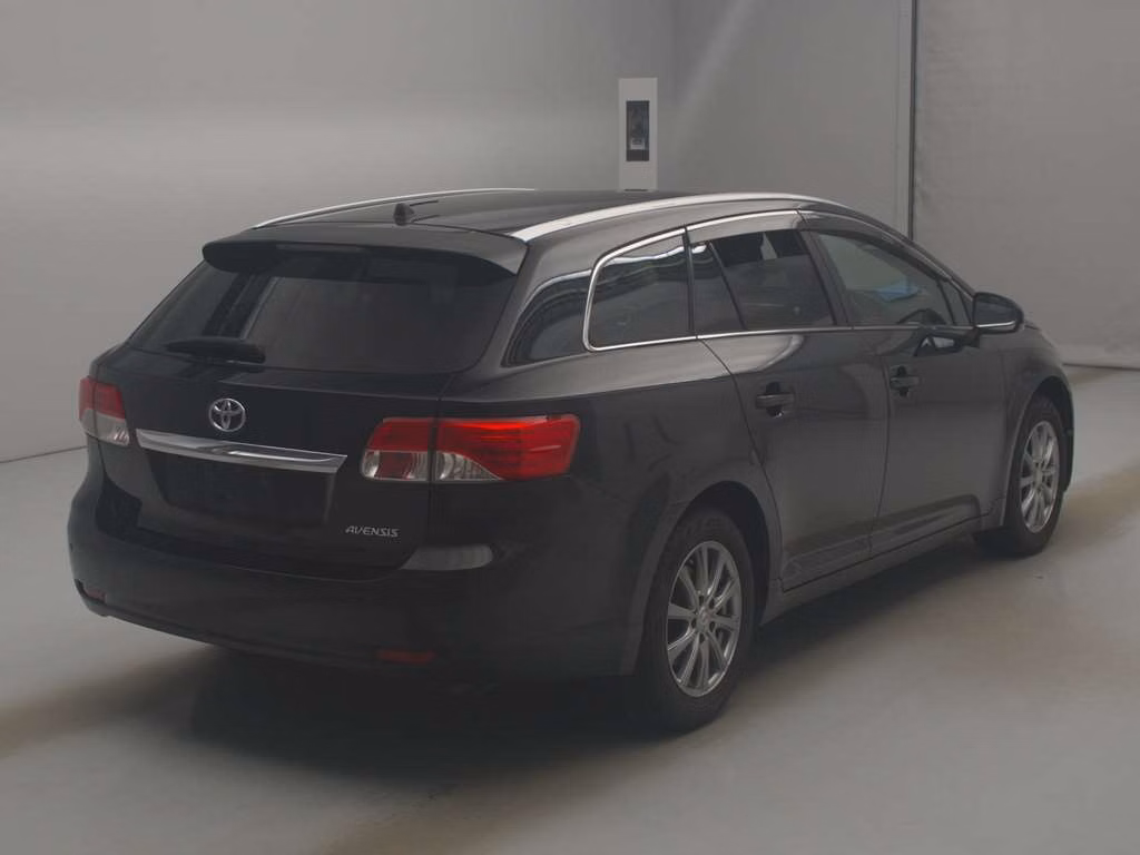 TOYOTA AVENSIS