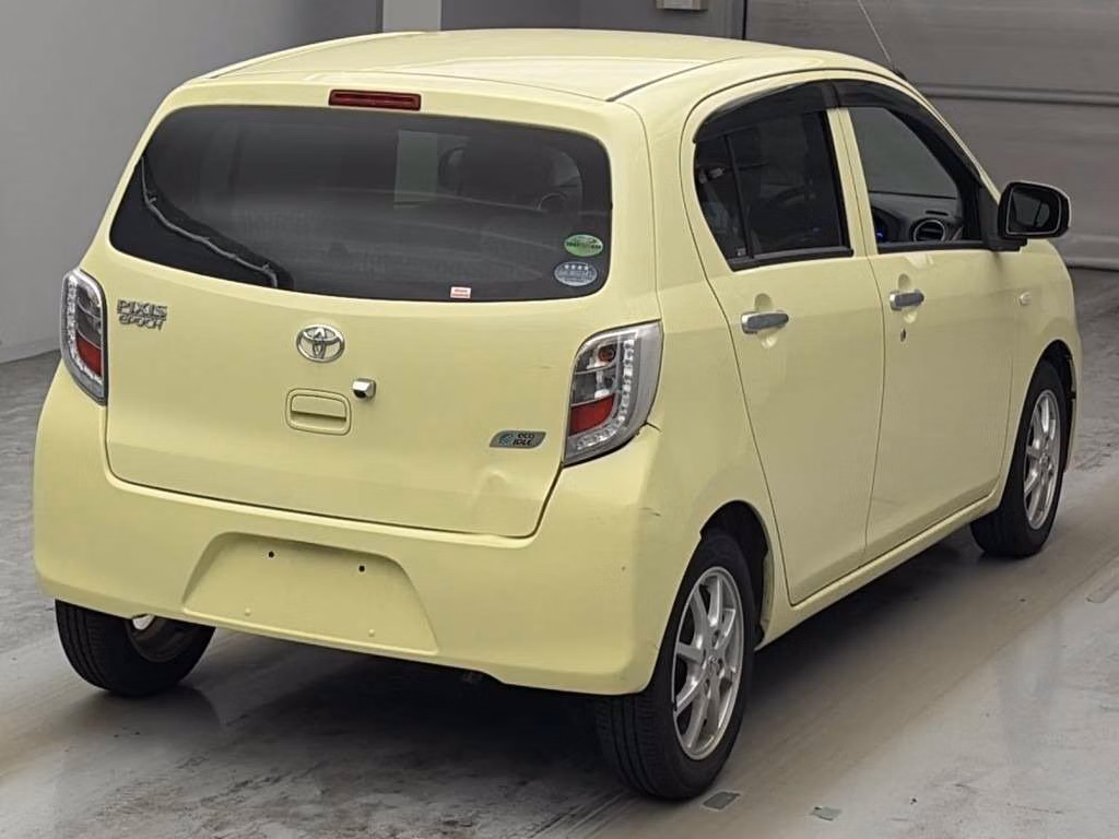 TOYOTA PIXIS EPOCH