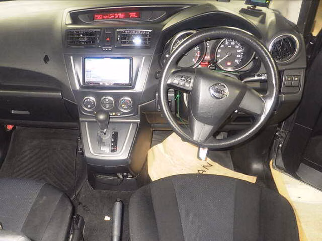 NISSAN LAFESTA