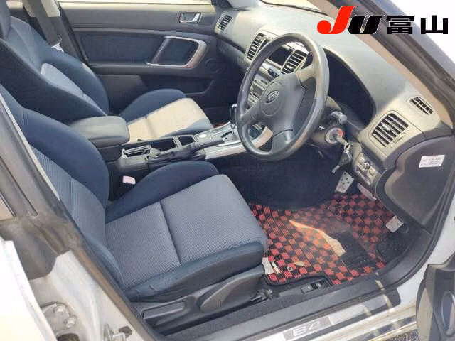 SUBARU LEGACY B4