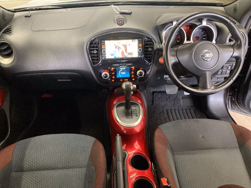 NISSAN JUKE