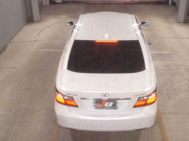 LEXUS LS460