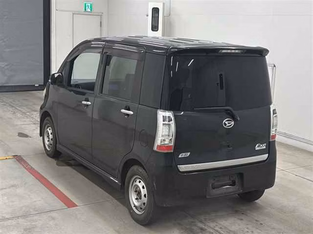 DAIHATSU TANTO EXE