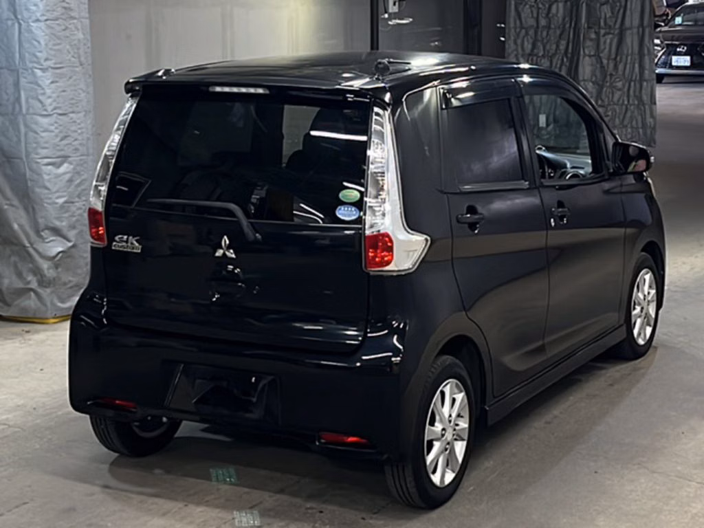 MITSUBISHI EK CUSTOM