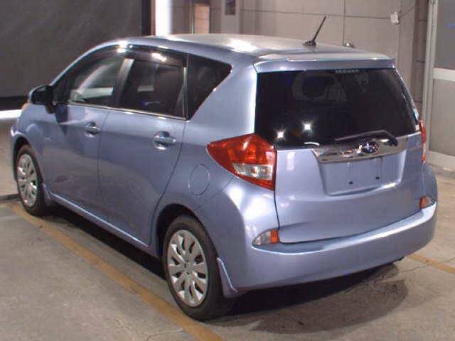 SUBARU TREZIA