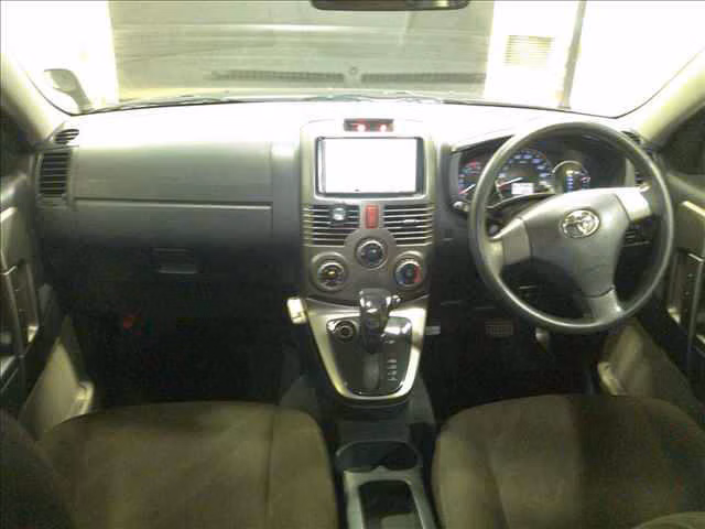 TOYOTA RUSH
