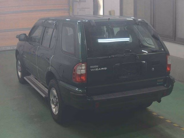 ISUZU WIZARD