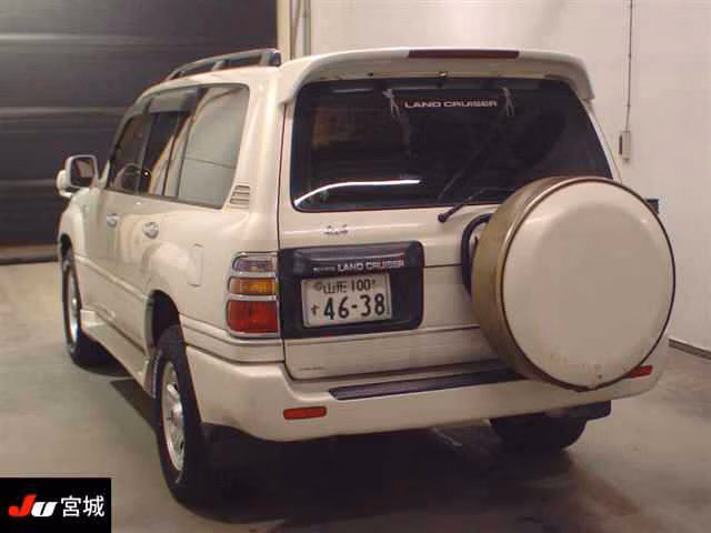 TOYOTA LAND CRUISER
