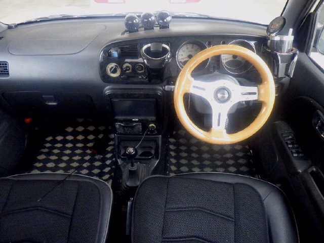 DAIHATSU MIRA GINO