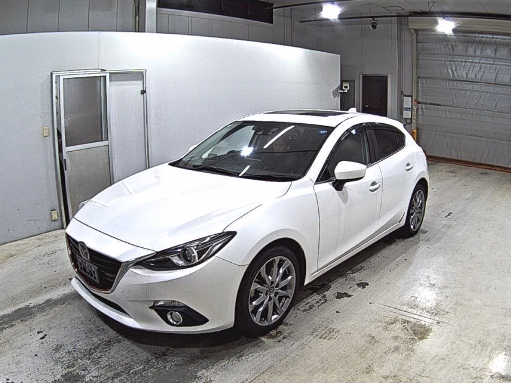MAZDA AXELA
