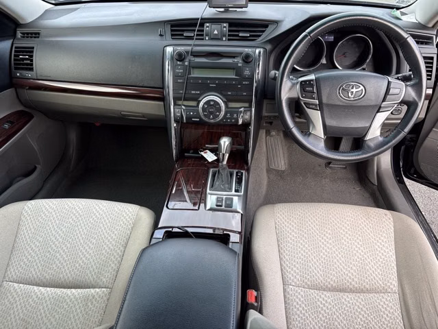 TOYOTA MARK X