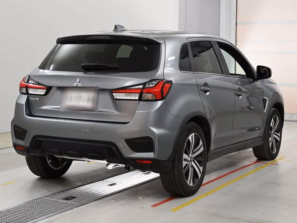MITSUBISHI RVR