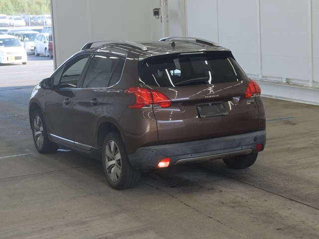 PEUGEOT 2008