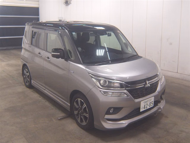 MITSUBISHI DELICA D:2