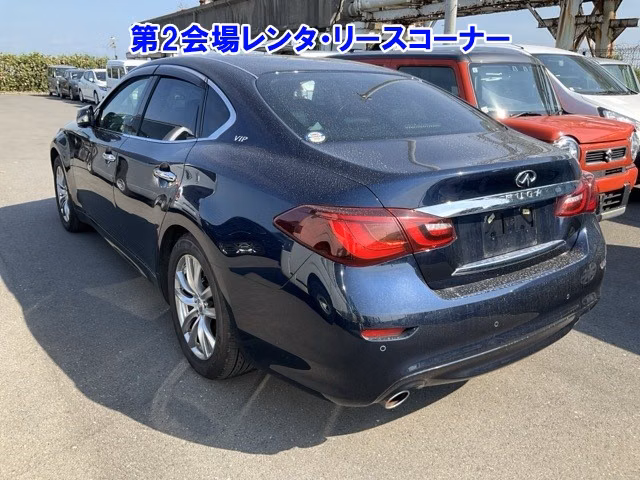 NISSAN FUGA