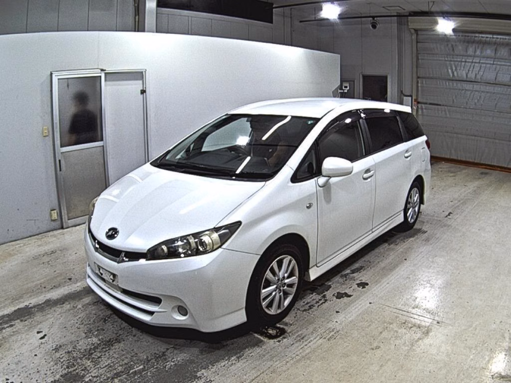 TOYOTA WISH