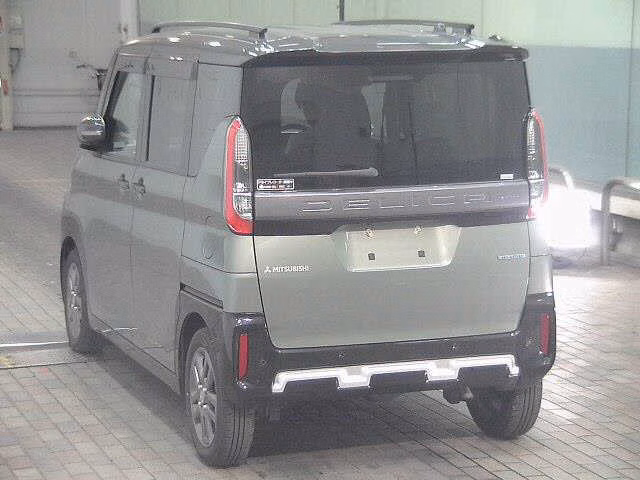 MITSUBISHI DELICA MINI