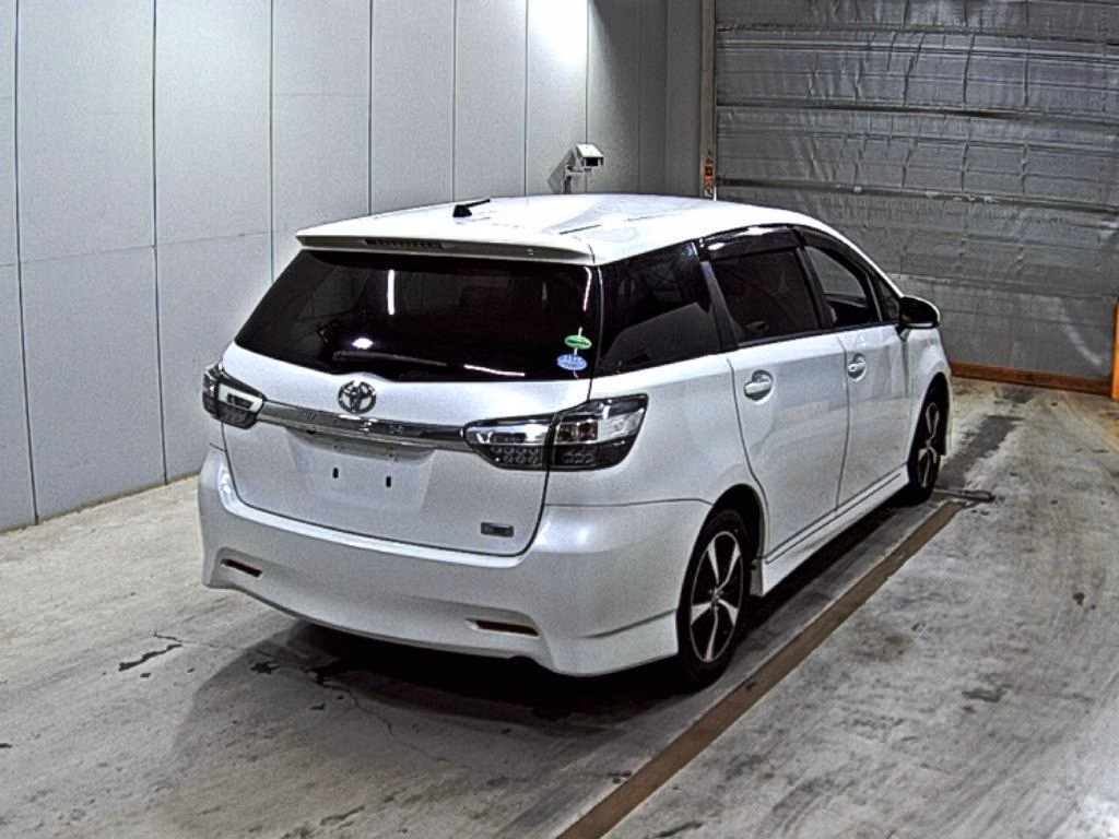 TOYOTA WISH